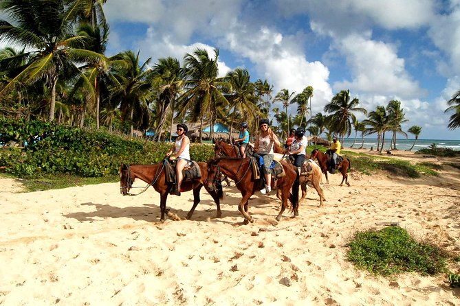 horseback-riding-adventure-punta-cana