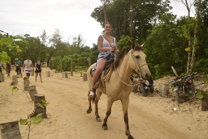 horseback-riding-along-macao-beach-from-punta-cana