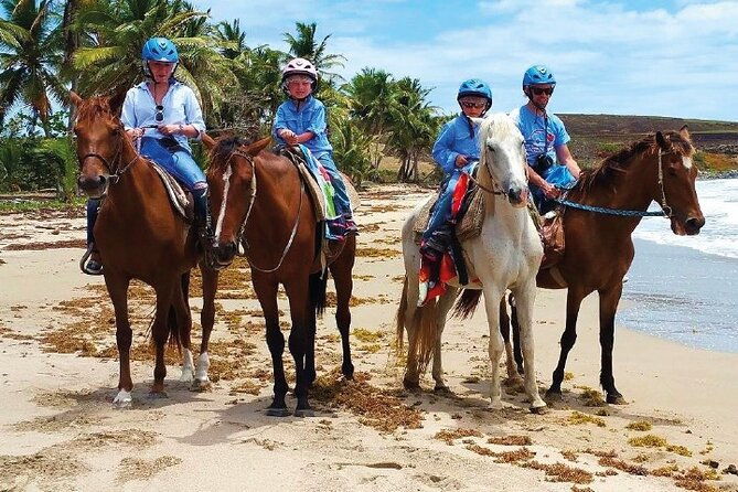 horseback-riding-along-the-beach