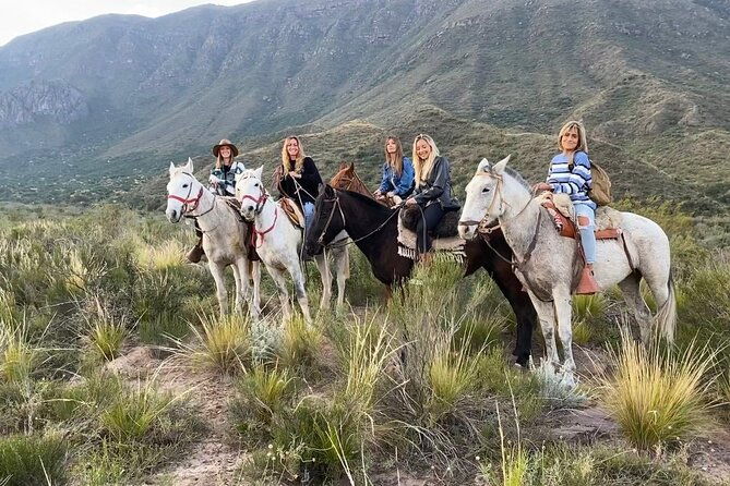 horseback-riding-at-sunset