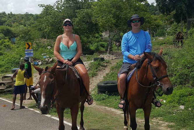 horseback-riding-atv-blue-hole-land-sea-from-falmouth
