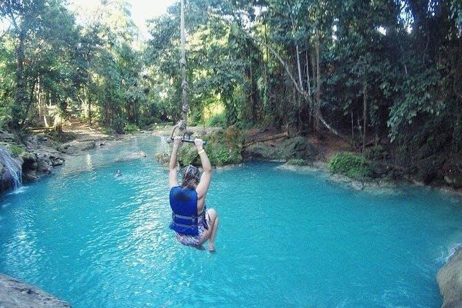 horseback-riding-blue-hole-dunns-river-river-rafting-tubing-private-tour