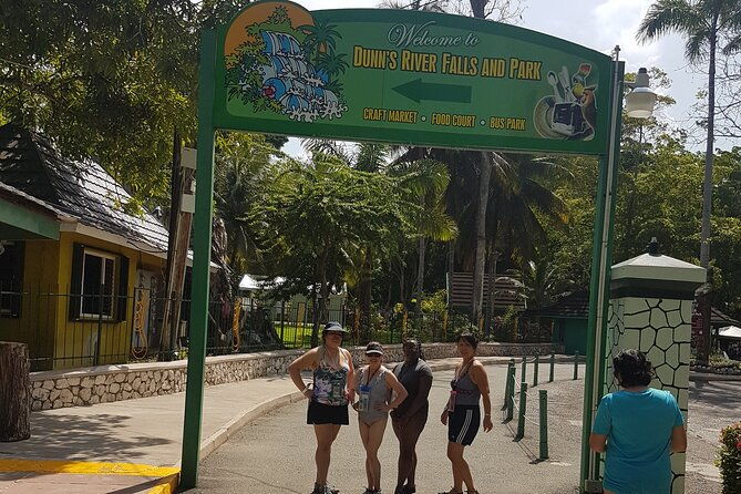 horseback-riding-dunns-river-falls-adventure-from-montego-bay