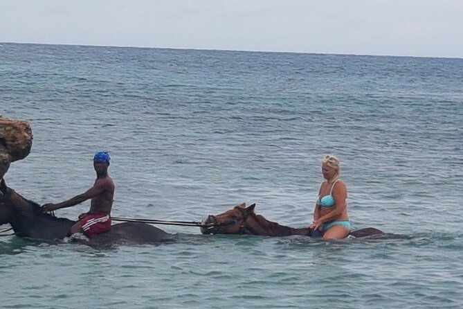 horseback-riding-dunns-river-falls-adventure-from-montego-bay