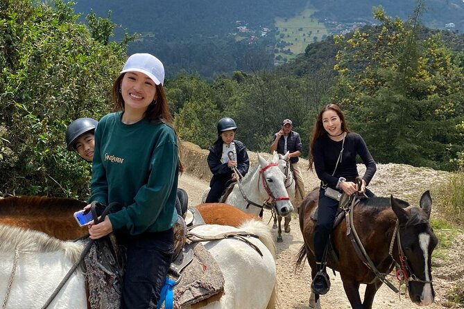 horseback-riding-in-the-andes-mountains