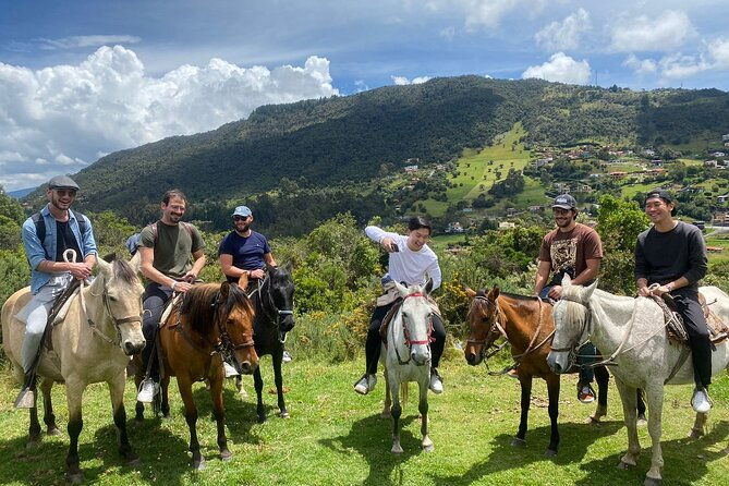 horseback-riding-in-the-andes-mountains