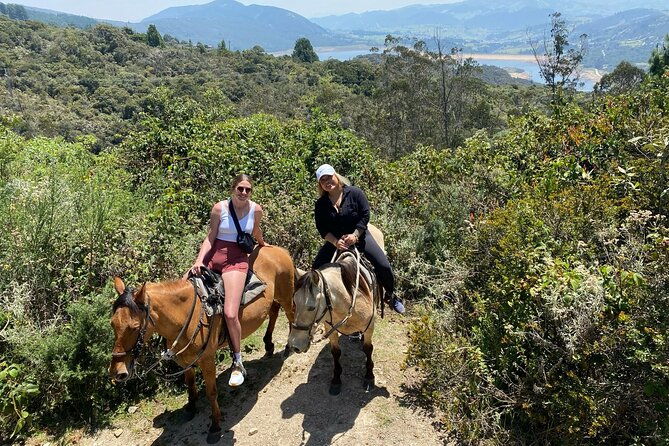 horseback-riding-in-the-andes-mountains