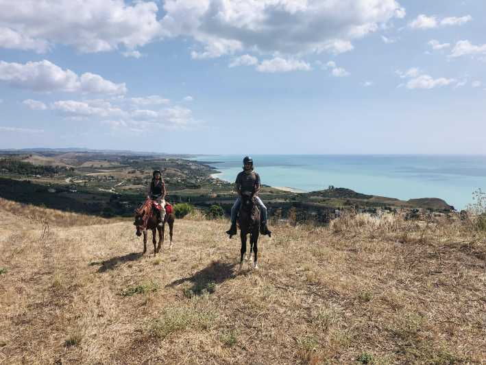horseback-riding-in-the-beaches-of-sciacca
