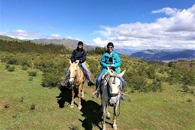 horseback-riding-mystic-tour-temple-of-the-moon-and-chacan-mountain