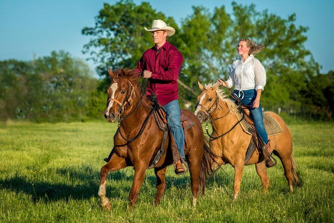horseback-riding-on-scenic-texas-ranch-near-waco