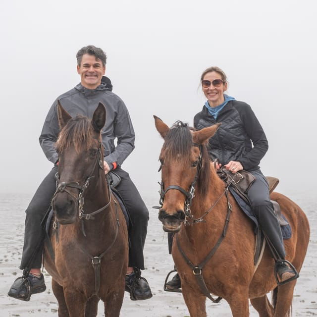 horseback-riding-on-the-beach-tapas-photo-report-pdt