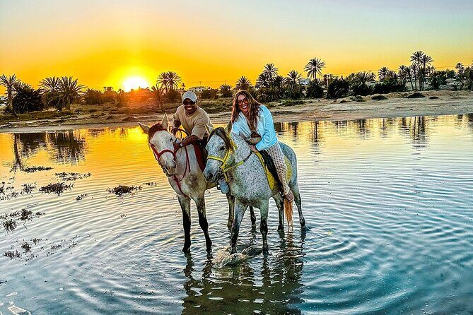 Horseback riding or camel at sunset in Djerba - Key Points