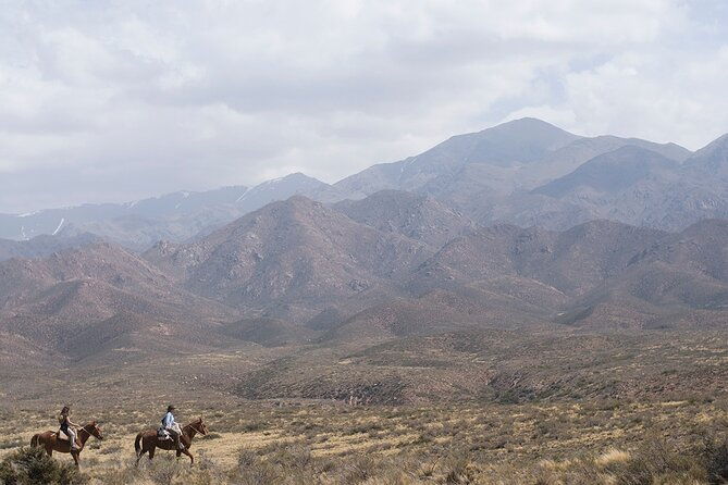 horseback-riding-to-the-heart-of-the-andes
