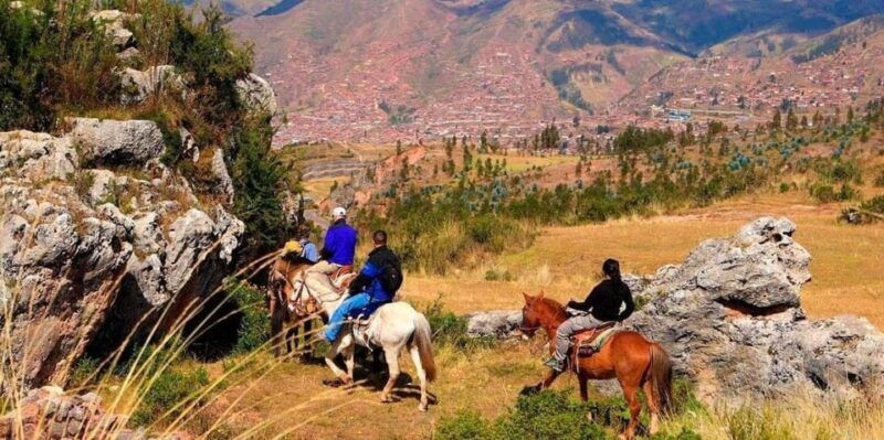horseback-riding-to-the-temple-of-the-moon-and-chacan-hill