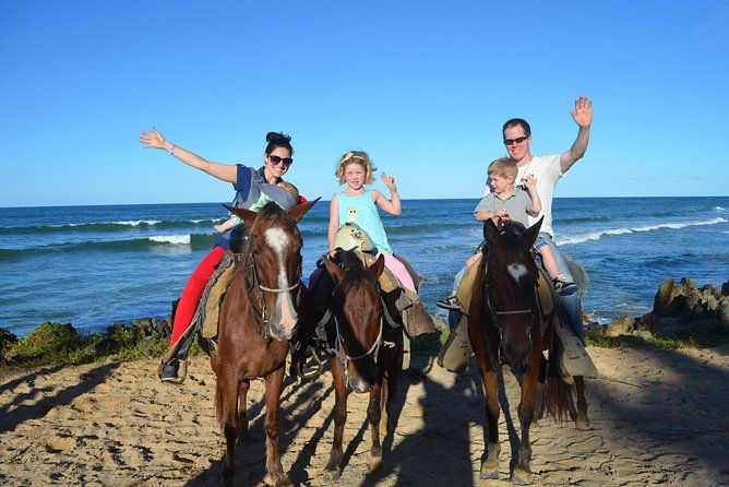 horseback-riding-tour-adventure-on-the-beach