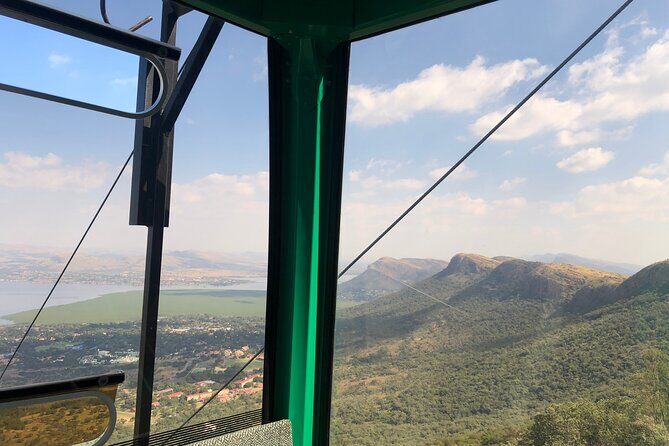 Horseback Safari & Cable Car Ride from Johannesburg - An Authentic Wild Encounter on Horseback