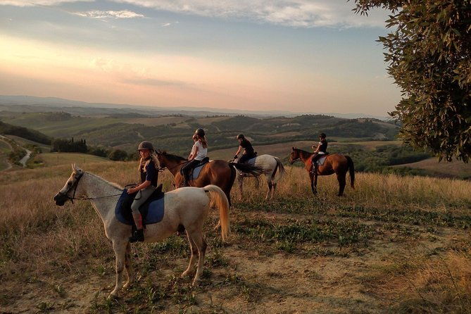 horsebackriding-explore-tuscan-nature-2