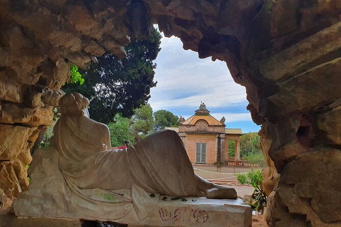horta-labyrinth-walking-tour-in-barcelona