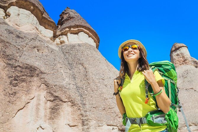 Hot Air Balloon, Best of Red and Green Guided 1-Day Tour - FAQ