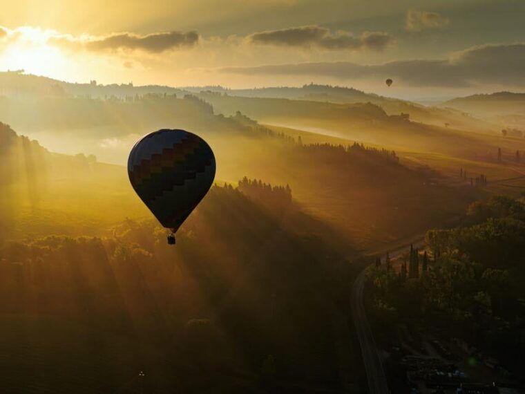 hot-air-balloon-flight-in-tuscany