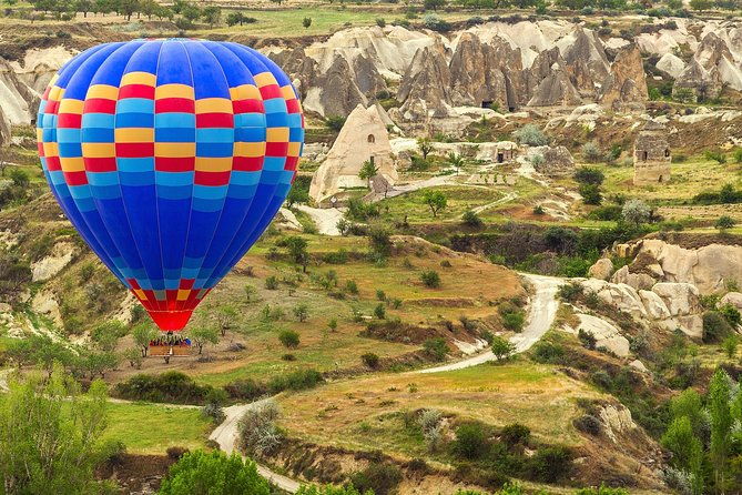 hot-air-balloon-flight-over-cappadocia-2