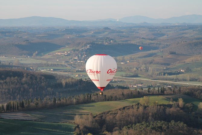hot-air-balloon-flight-over-tuscany-from-siena