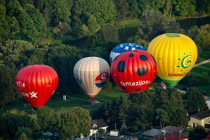 hot-air-balloon-flight-over-vilnius-or-trakai