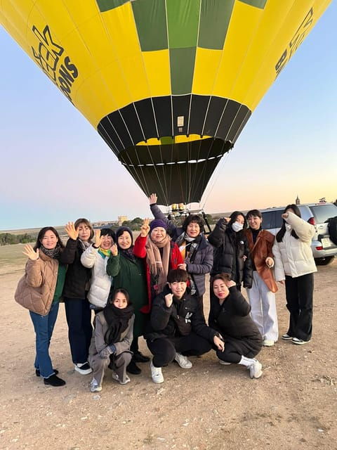 hot-air-balloon-over-segovia-hop-onhop-off-touristic-bus