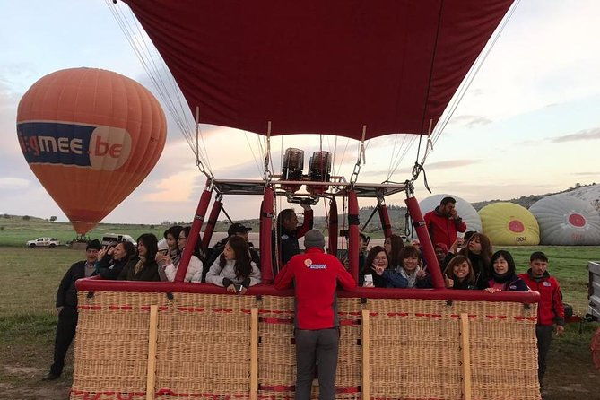hot-air-balloon-ride-cappadocia-goreme-champagne-party-2
