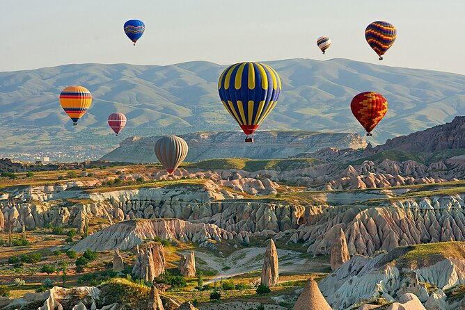 hot-air-balloon-ride-cappadocia-goreme-champagne-party