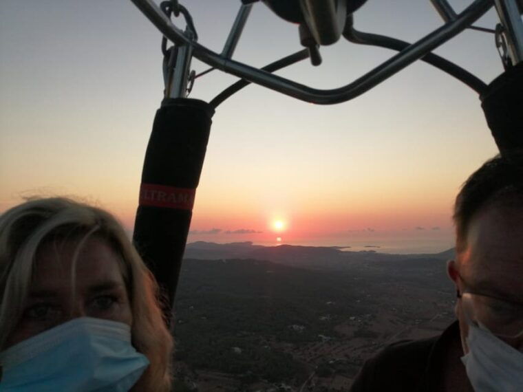 hot-air-balloon-ride-over-ibiza