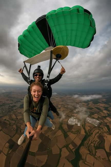 Hot Air Balloon Skydive Over BCN  Sunrise Jump + Transport - A Unique Take on Skydiving: Hot Air Balloon Skydive Over BCN