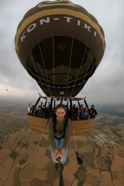 Hot Air Balloon Skydive Over BCN  Sunrise Jump + Transport - The Itinerary Breakdown: From Calm Ascent to Heart-Pounding Jump