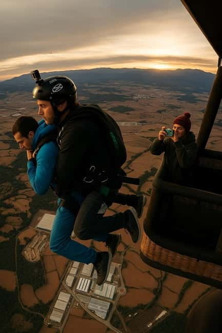 Hot Air Balloon Skydive Over BCN  Sunrise Jump + Transport - Practical Details and Considerations