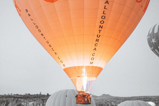 hot-air-balloon-tour-over-fairychimneys-balloon-turca