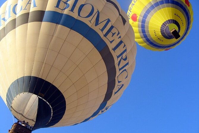 hot-air-ballooning-and-sailing-adventure-tour-from-barcelona