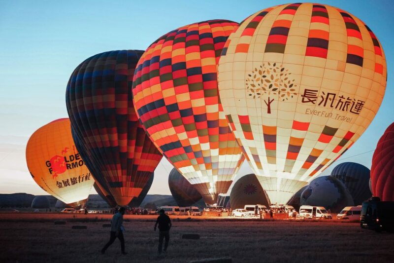 hot-air-balloons-in-goreme-red-valley