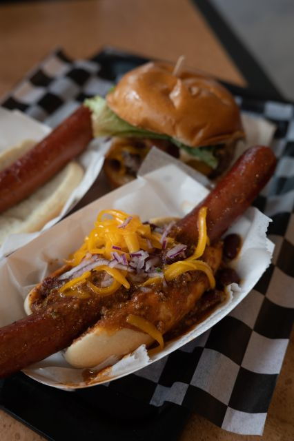 hot-dogs-food-tour-in-new-york