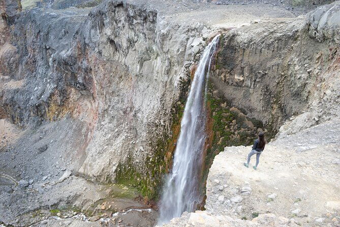 hot-springs-of-aguas-calientes-the-siphon