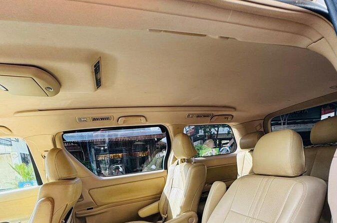 Hotel and Airport by Shuttle Minivan - Who Is This Service Best For?