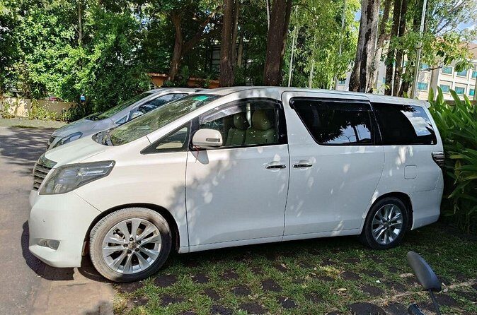 Hotel and Airport by Shuttle Minivan - FAQ