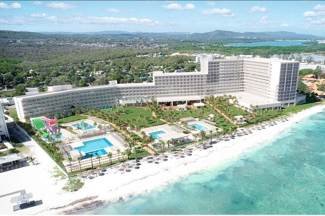 hotel-riu-palace-aquarelle-private-airport-transfer