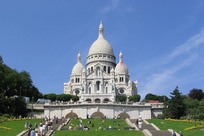 hourly-disposal-service-in-paris-private-driver-by-business-car