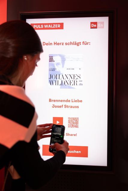 house-of-strauss-exhibition