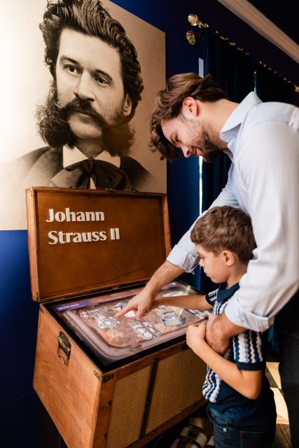 house-of-strauss-exhibition