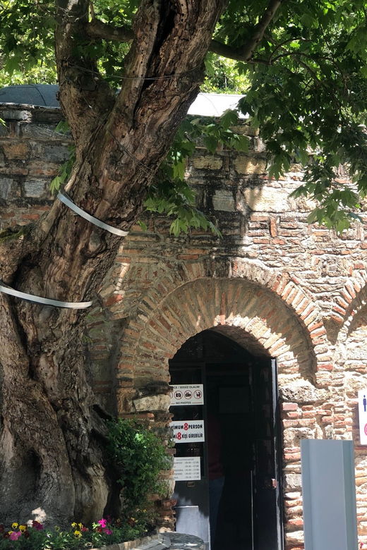 house-of-virgin-mary-and-shopping-tour-from-kusadasi-port
