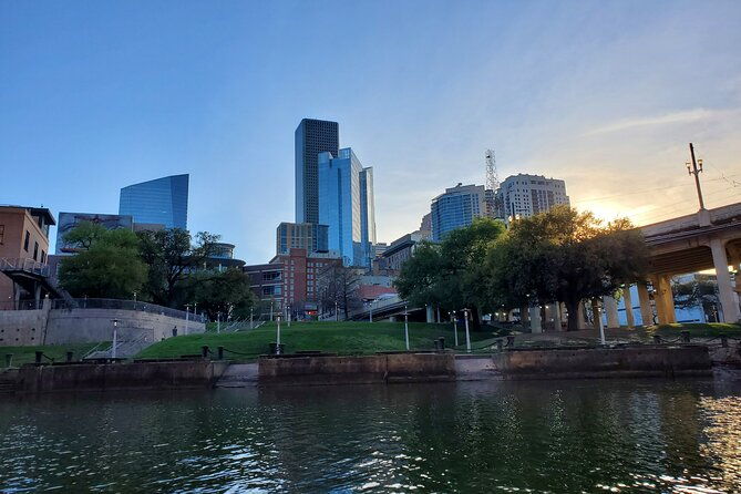 houston-buffalo-bayou-kayak-and-paddleboard-rentals