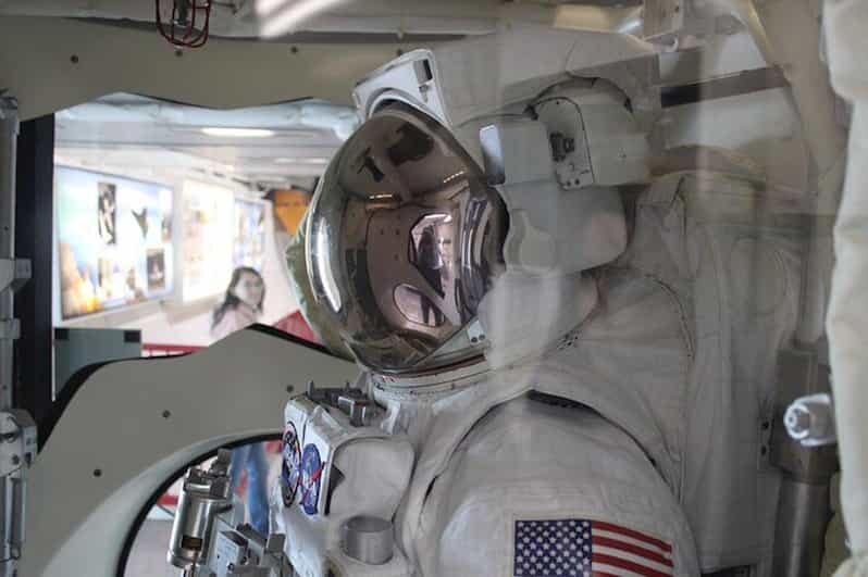 Houston: Driving Tour & NASA Space Center Ticket/Transport - The Benefits of the All-Inclusive Package