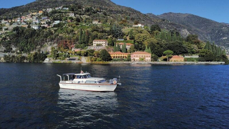 how-exclusive-lake-tour-aboard-a-vintage-wooden-boat