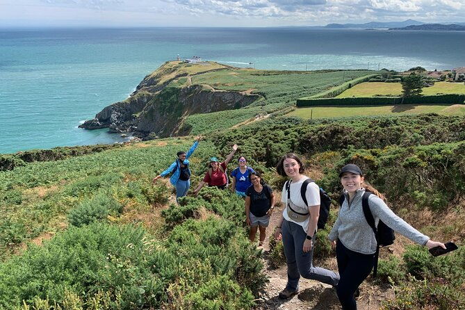 howth-peninsula-hiking-tour-overlooking-dublin-bay